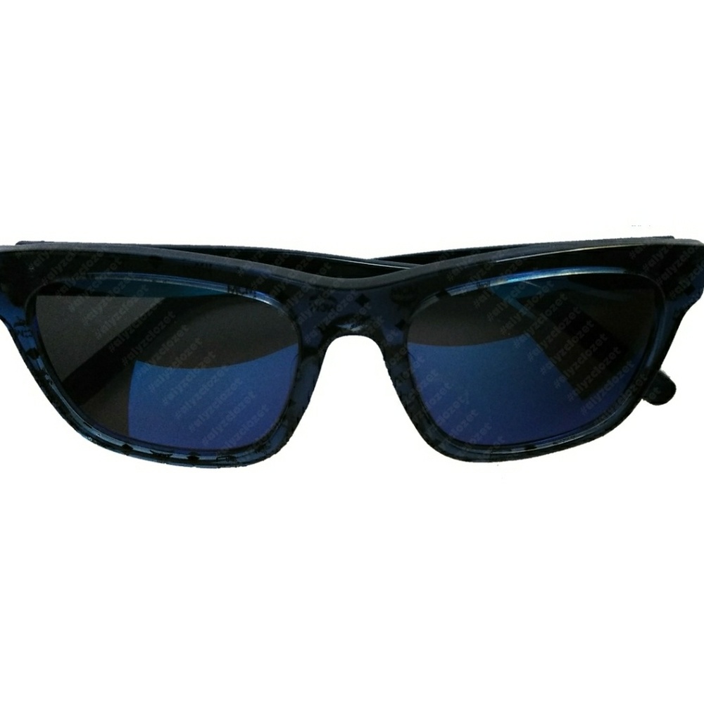 🌟NWT🌟 MCM Visetos Sunglasses - Picture 6 of 6